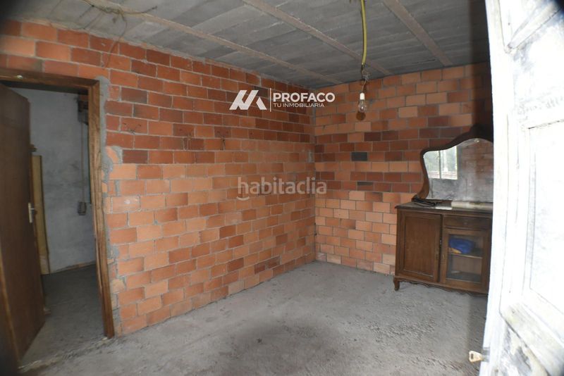 Foto 59518c2f-36b9-4da0-b249-63f881560bd3. Casa adossada a Punxín