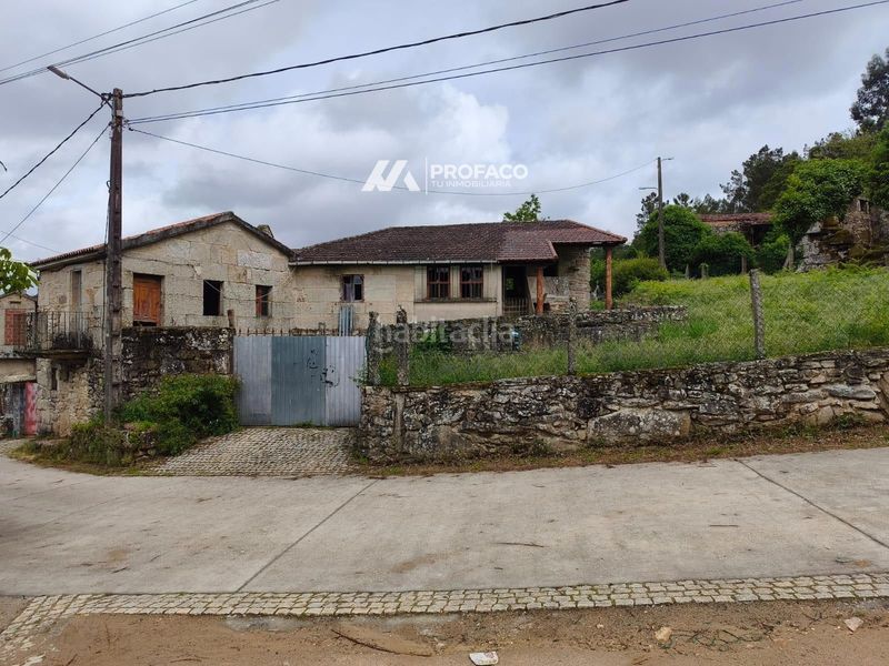 Foto f90727c4-ad4e-425b-a135-f9a2d309ae57. Casa in Boborás