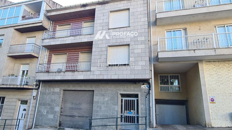 Foto 155af1ee-9be6-4f3a-bf74-7fb9a8b22cd5. Edificio in Carballiño (O)