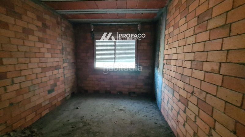 Foto 323df3b9-f103-479a-9b52-48e689c5cf93. Edificio in Carballiño (O)