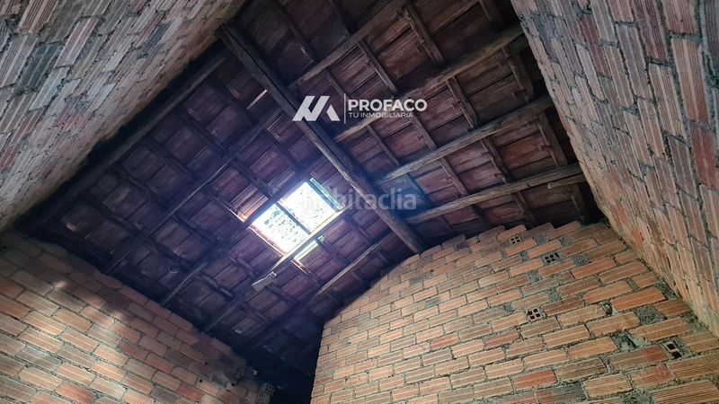 Foto b52f73c4-4746-47ae-87b7-9de681fa903b. Edificio in Carballiño (O)
