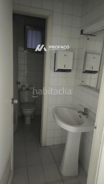 Foto 55ef4764-2798-4f80-9d87-05dec1342237. Location local commercial dans Carballiño (O)