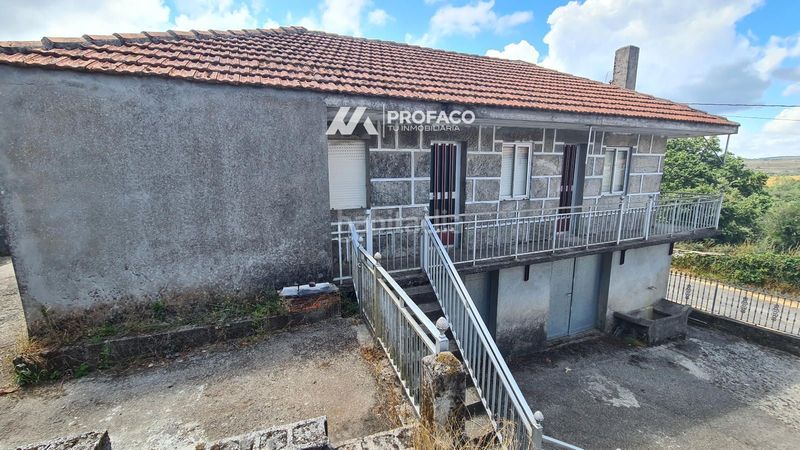 Foto e93df75b-c343-4872-9275-44eb8c6a1860. Casa con riscaldamento in Boborás