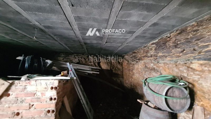 Foto f3d86b4f-d459-43b5-8ecd-7b85bdbe6b6c. Casa con riscaldamento in Boborás