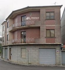 Casa  Pais vasco. Calle pais vasco  carballiño
