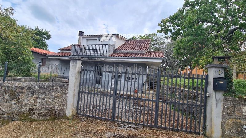 Foto 32a52e2d-0c18-42db-994b-5be13389c13f. Casa pazos en Amoeiro