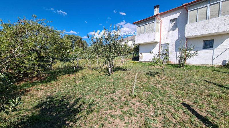 Foto c497ff2c-05ff-4459-965f-47dd7f48f189. Casa amb calefacció aparcament a Piñor