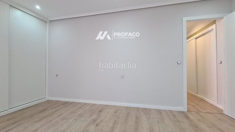 Foto 4af4f236-aaa3-4ac8-94b8-55172a02fa19. Piso avd compostela carballiño en Carballiño (O)