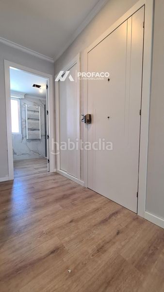 Foto fb495a2e-0cab-4aa1-9b4b-d8b3e09b7fc1. Piso avd compostela carballiño en Carballiño (O)