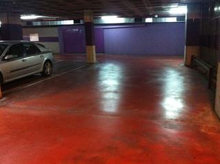 Parking coche en Carrer de barcelona 10. Plaza doble: coche grande y moto