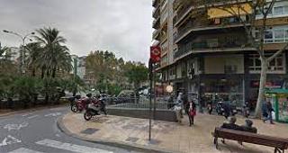 Rent Car parking  Carrer bruc. Plaza doble: 2 coches y/o moto
