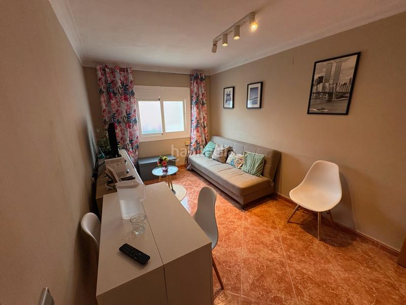 Foto 34b0c430-91f4-44a7-94ad-5a37555c5c59. Piso junto finestrelles, piso 3 hab. reformado, listo para entrar a vivir en Hospitalet de Llobregat (L´)