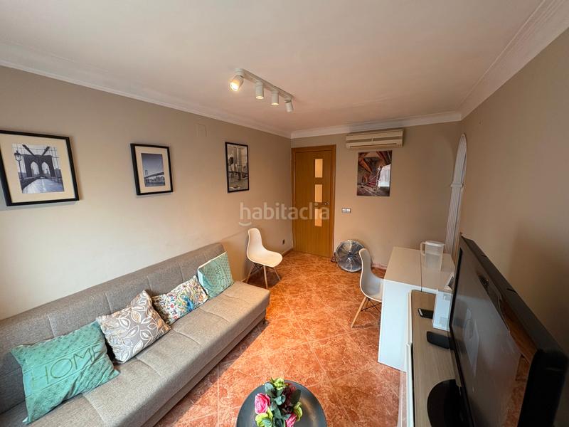 Foto 991cadd0-bef3-45e3-a4a5-145081747296. Piso junto finestrelles, piso 3 hab. reformado, listo para entrar a vivir en Hospitalet de Llobregat (L´)