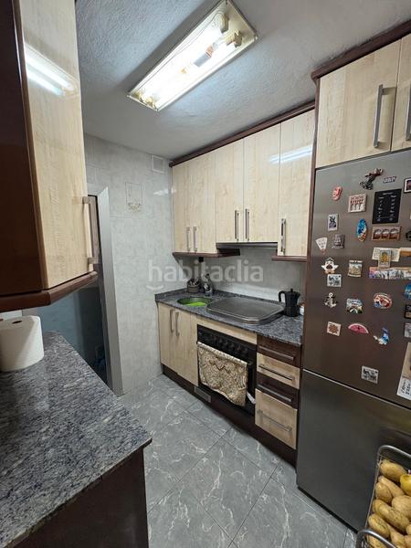 Foto bb939fd7-be64-40cf-94b8-a12dfe95f55a. Piso junto finestrelles, piso 3 hab. reformado, listo para entrar a vivir en Hospitalet de Llobregat (L´)