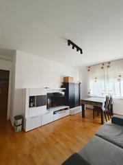 Appartement  Avinguda de josep tarradellas i joan. Piso 3 hab. reformado con disponibilidad inmediata