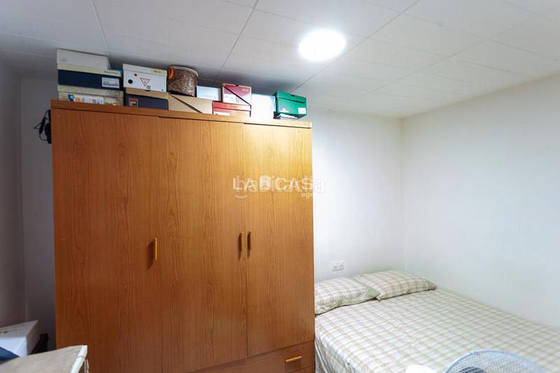 Foto a564bd2a-0926-4d63-96e6-5b40f5000998. Piso en Collblanc Hospitalet de Llobregat (L´)