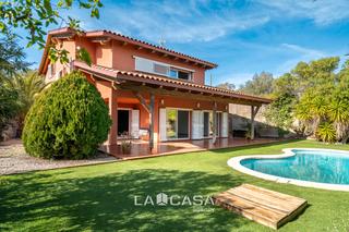 Casa  Avinguda de plana novella
