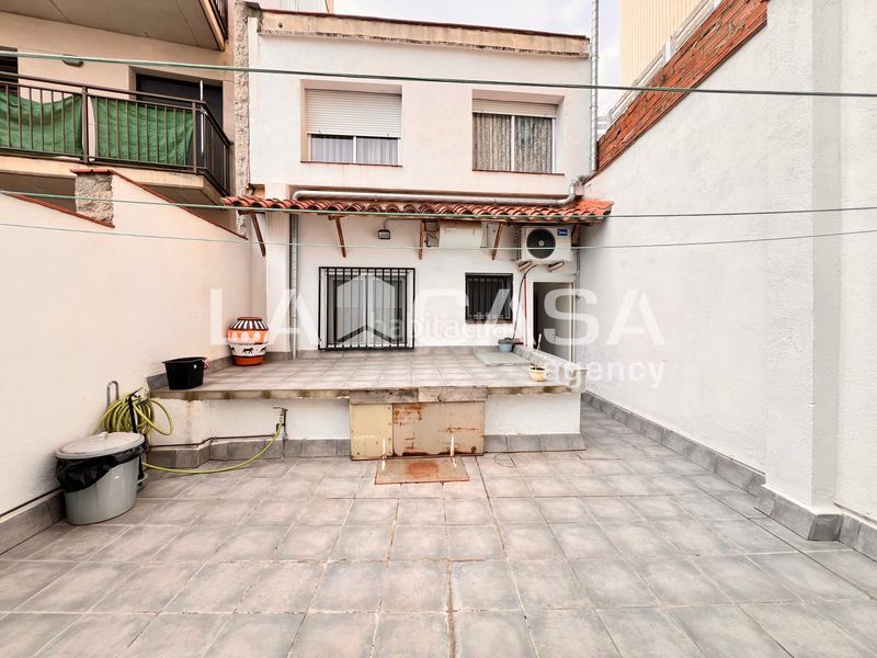 Foto 104c1156-4cd3-4032-9cfe-05f7d83b851c. Casa amb calefacció a La Salut Badalona