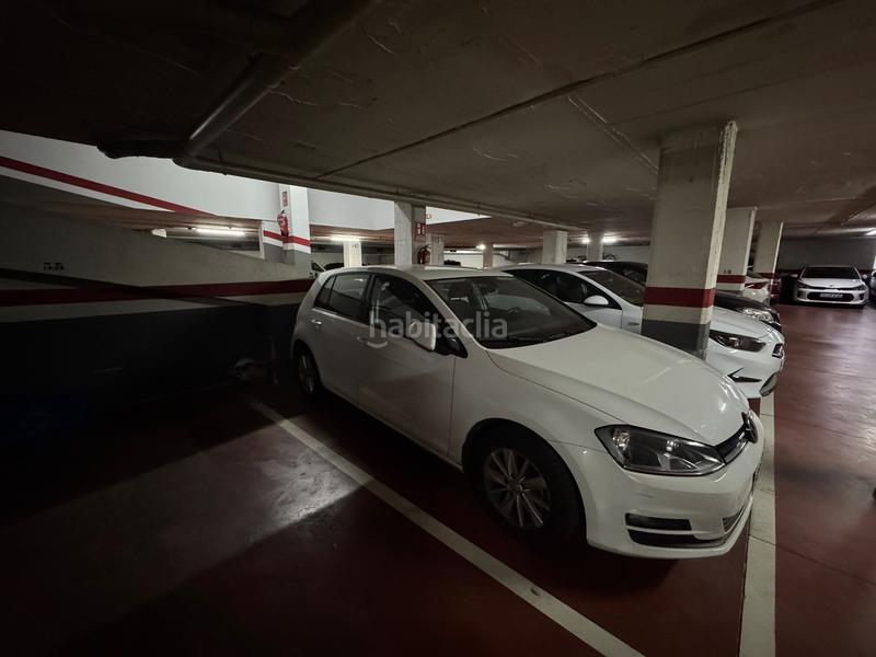 Foto 2264b760-ab6d-4502-a26d-739b97f42ce3. Parking coche en Castell-Poble Vell Castelldefels