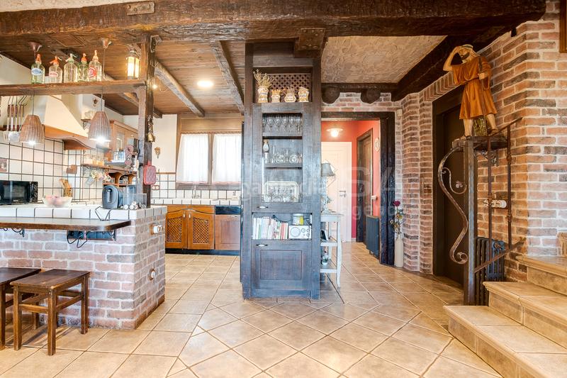 Foto 5b9d238b-febf-4903-b0d0-5adf44cefaac. Haus mit heizung parking in Font Verda Granollers