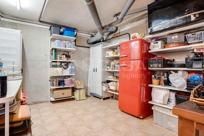 Foto 5e33c89f-99ce-40c9-bddb-e4fe20260ef8. House with heating parking in Font Verda Granollers