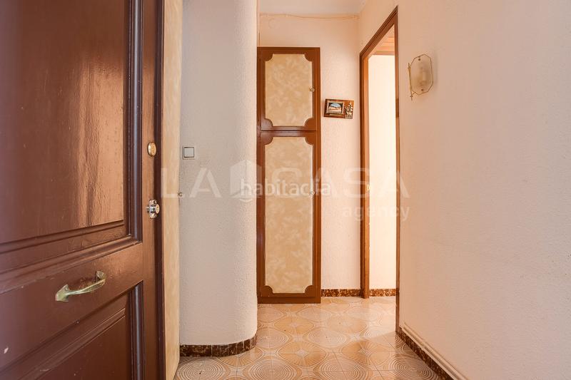 Foto 5736c39f-f32d-4bb0-982f-7cf36f148572. Piso en Sant Andreu de Palomar Barcelona