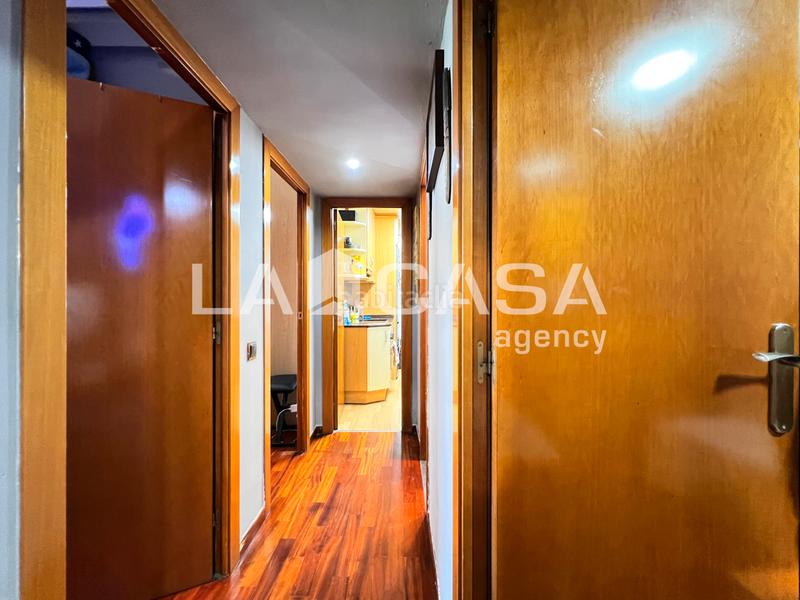 Foto a49f0c44-cb2b-470a-81da-5fc59874ce44. Piso en Prosperitat Barcelona