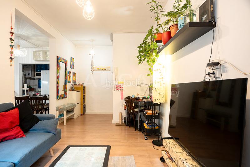 Foto fcb71efd-8787-4195-b7d5-0979ff3579d6. Appartamento in La Verneda - La Pau Barcelona