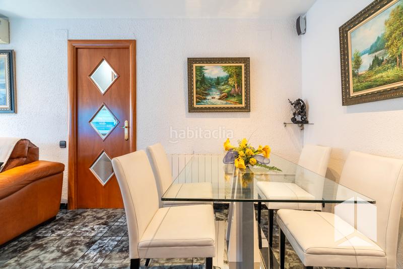 Foto d7539a59-1535-4d54-924a-85c3880dd037. Etagenwohnung in Marianao Sant Boi de Llobregat