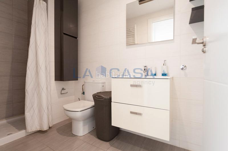 Foto 38a3d7e0-b331-4296-bad1-60a7b31dec3d. Etagenwohnung mit heizung in Navas Barcelona