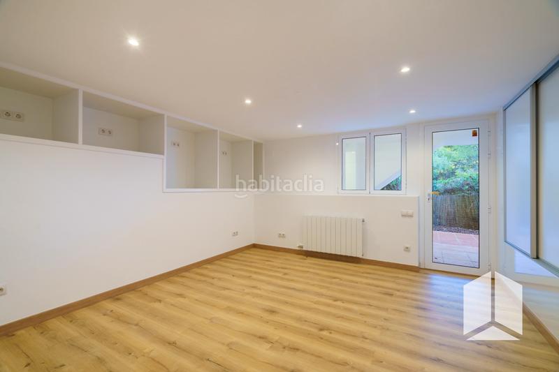 Foto 86ddeb98-05b7-4991-a1a3-10e41cdfbce7. Semi detached house with parking in El Poal Castelldefels