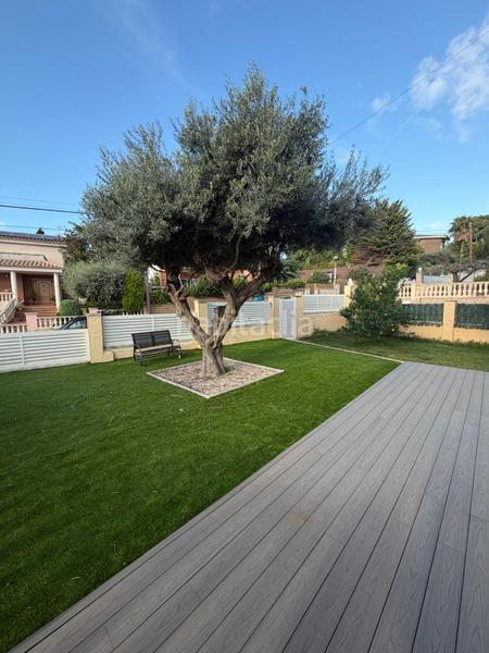 Foto d8a21c2d-48c8-4ffd-901f-511e967c9c58. Maison avec parking dans Cunit residencial Cunit