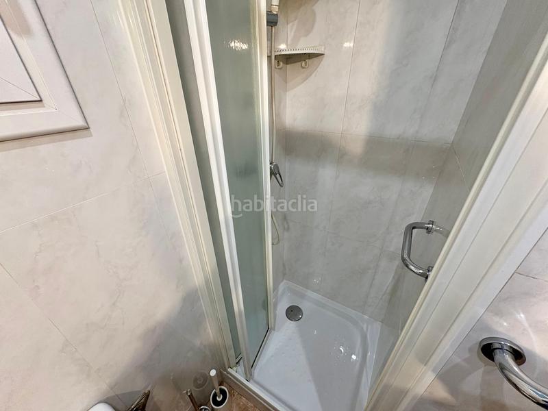 Foto 09379bbb-9405-47cd-8b07-26de1e39f76d. Piso en Sants Barcelona