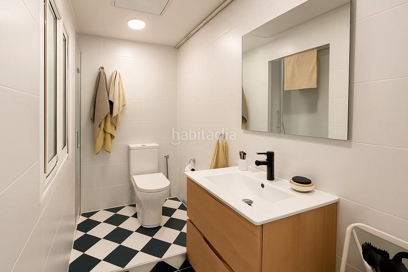 Foto 957131c6-36c6-48c5-b4a5-24b2514d0c55. Appartamento con riscaldamento in El Camp de l´Arpa del Clot Barcelona