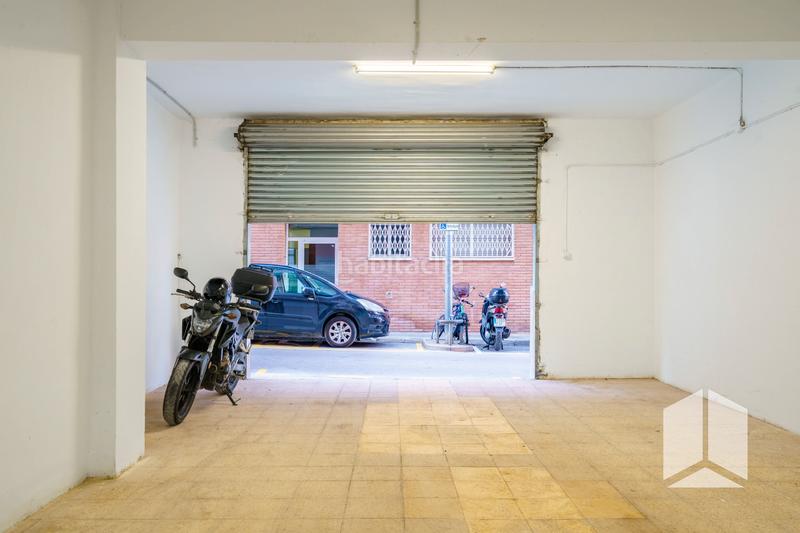 Foto 1edab2d6-4f57-460e-ba32-90d957530591. Local comercial en Can Vinader Castelldefels