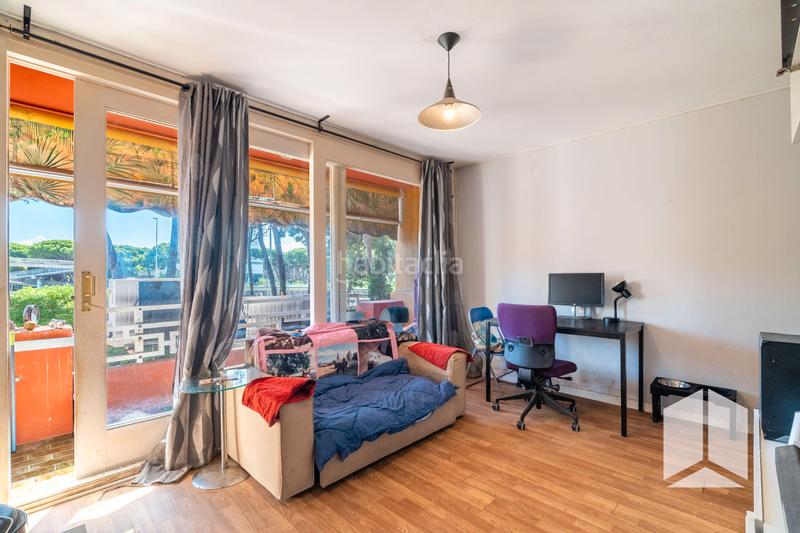 Foto f10a01be-8d2b-49a3-b108-0bbd304c54a9. Flat with parking in Gava Mar Gavà
