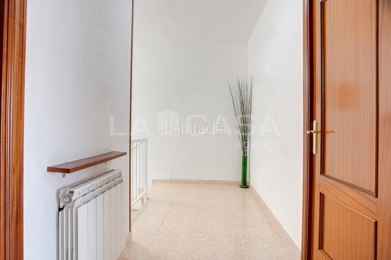 Foto 3a14663a-1db1-4fa6-9d69-913f7480ff41. Maison jumelée avec parking dans Lliçà d´Amunt