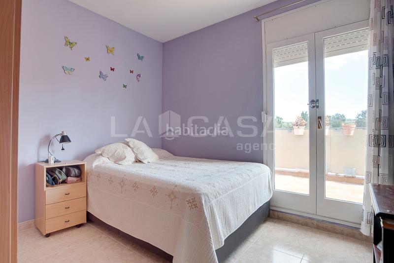 Foto fa656a7a-eccc-4fa3-839f-9c56225b7935. Maison jumelée avec parking dans Lliçà d´Amunt