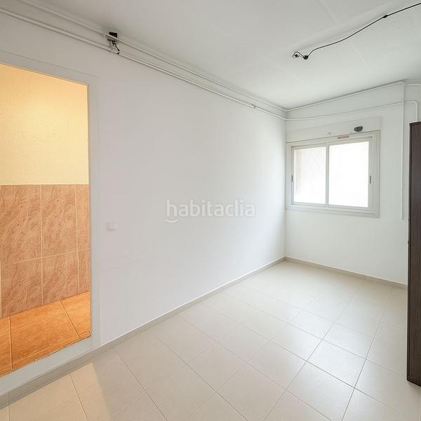 Foto 8e64a1fc-40a1-4851-bf98-d022f0de3dc7. Maison dans El Pedró Cornellà de Llobregat