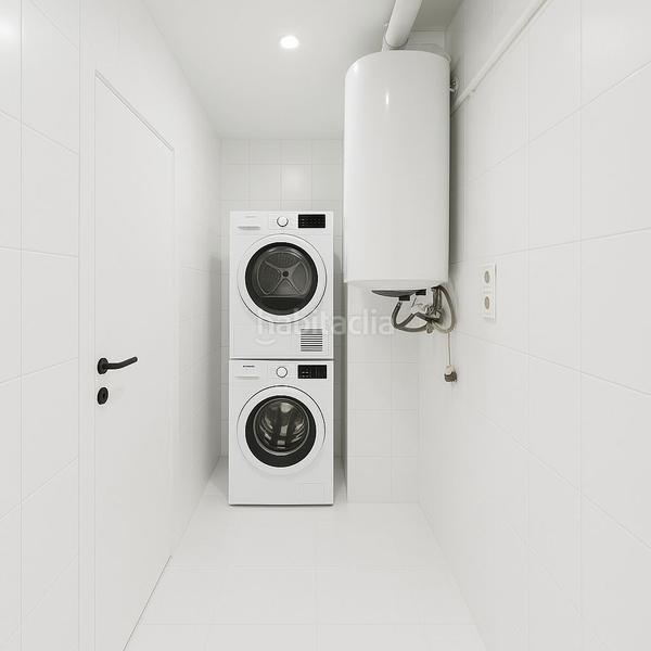 Foto 479251bf-1c42-42ba-839c-b07628696a3d. Planta baja en Centre Cornellà de Llobregat