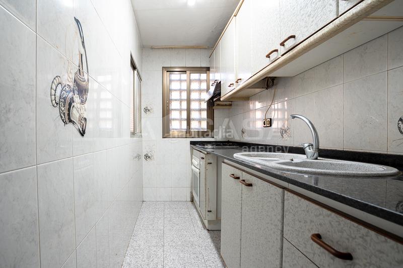 Foto b08a45f3-298a-4110-b08e-66f1b58d3250. Piso en La Verneda - La Pau Barcelona