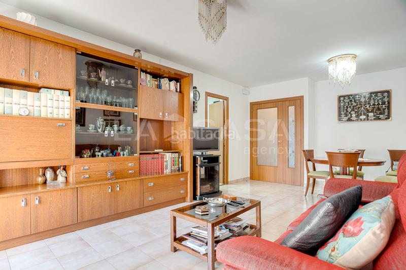 Foto f0d48bdf-f29d-437a-8a11-ad0a741f7275. Flat with heating in Sant Adrià Nord Sant Adrià de Besòs