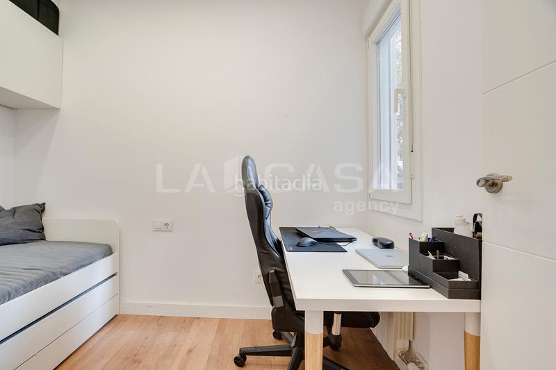 Foto f60f8c53-e74e-42b6-b7ef-72a582e9300a. Piso en Poblenou Barcelona