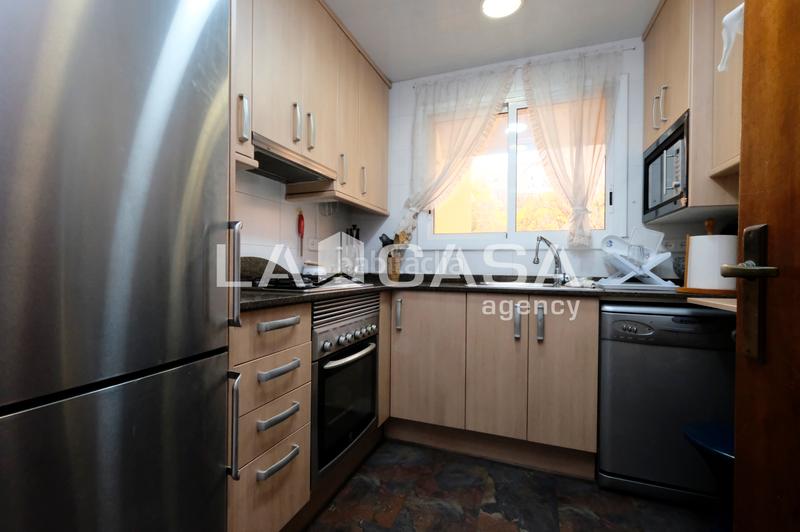 Foto 167384e4-c6ee-4e66-9f75-7ee9b1eb5898. Flat with heating in Vilapicina - Torre Llobeta Barcelona