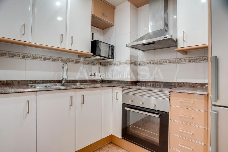 Foto c40b37df-da6a-4e01-8fe0-a11ee0d0857e. Appartamento in La Verneda - La Pau Barcelona