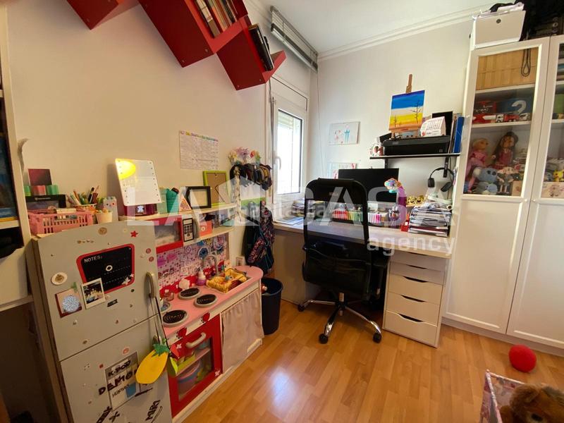 Foto ffed8f8b-e1d5-4524-8a7c-8393ea68a1e2. Dachwohnung mit heizung in Fondo Santa Coloma de Gramenet