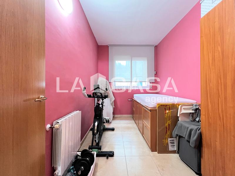 Foto a083792c-1470-4820-87f2-04a3c864f473. Appartamento con riscaldamento in La Salut Badalona