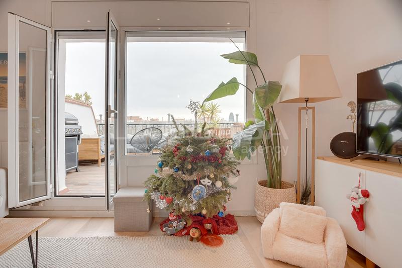 Foto 8a4879a4-dd4e-4985-a7e3-907111faac47. Àtic a Dreta de l´Eixample Barcelona