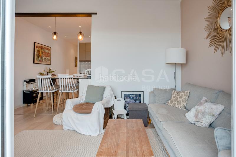 Foto deee1558-60ca-49b8-8035-5aa82f8ad972. Àtic a Dreta de l´Eixample Barcelona