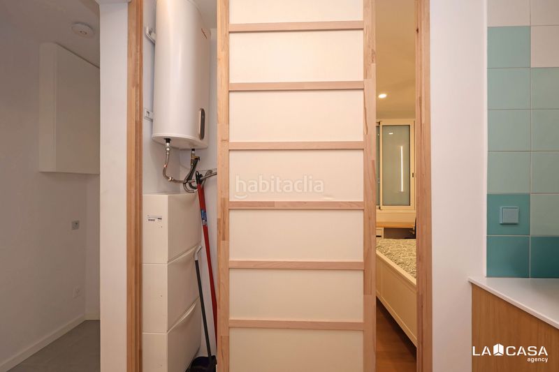 Foto c3405fdd-525c-4bcd-be13-41cbf59f5979. Pis amb aparcament a El Poble Sec - Parc de Montjuïc Barcelona